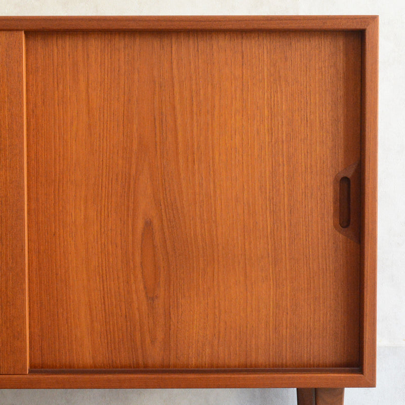 デンマーク ヴィンテージ Sven Ellekaer  チークサイドボード 5-138
