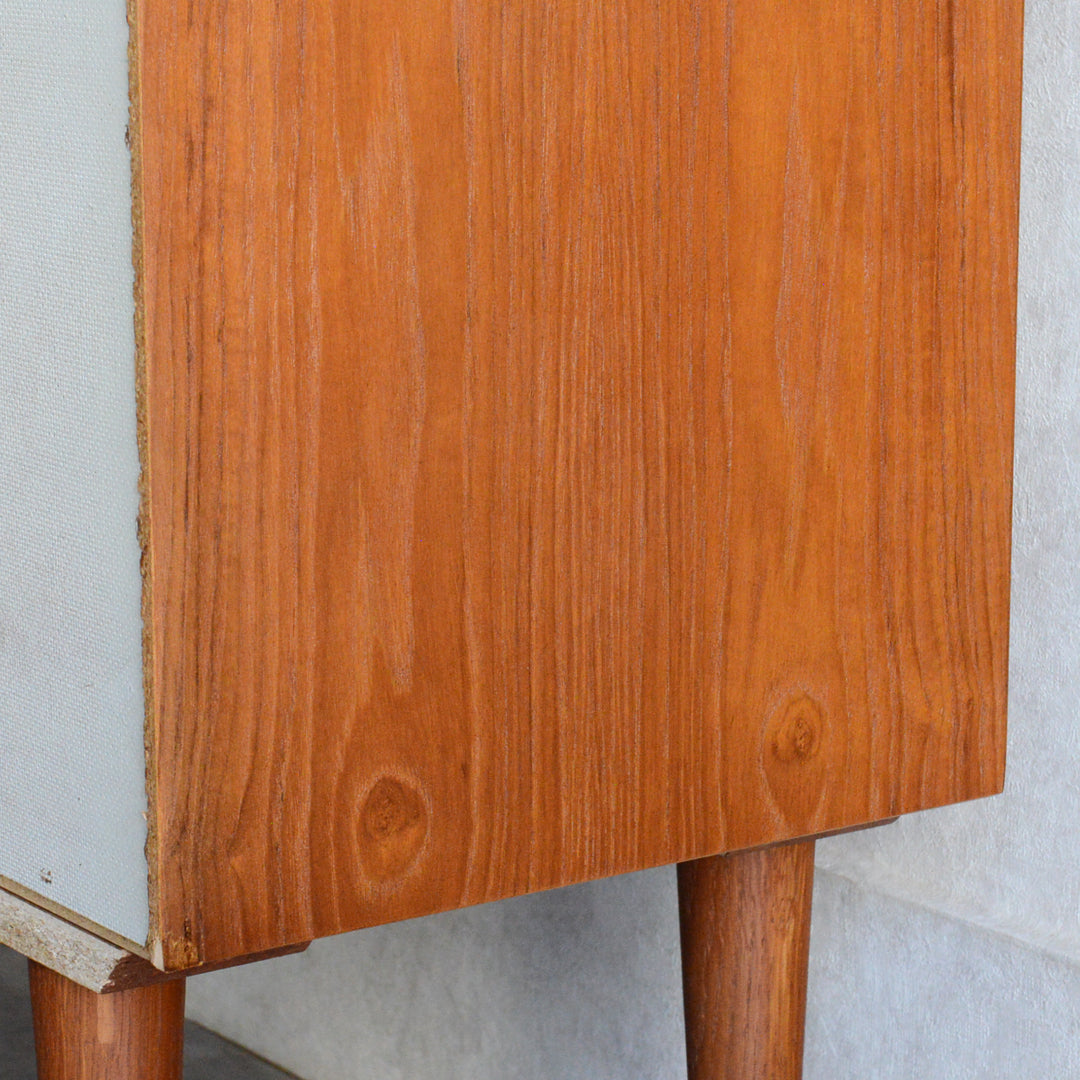 デンマーク ヴィンテージ チークブックシェルフ 8-37（フラップ扉）