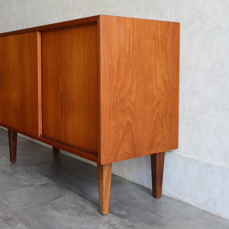デンマーク ヴィンテージ Sven Ellekaer  チークサイドボード 5-138