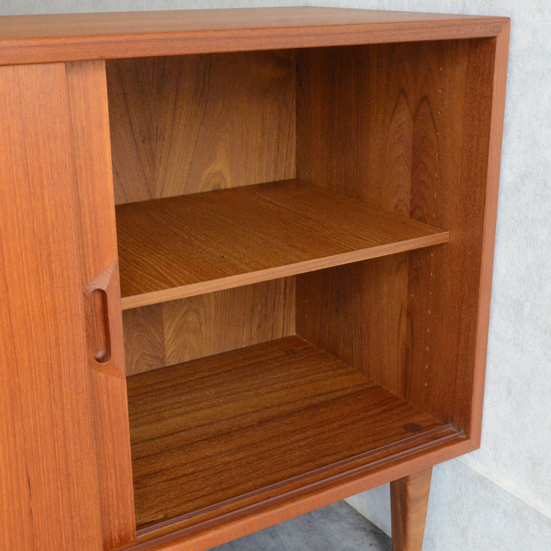 デンマーク ヴィンテージ Sven Ellekaer  チークサイドボード 5-138