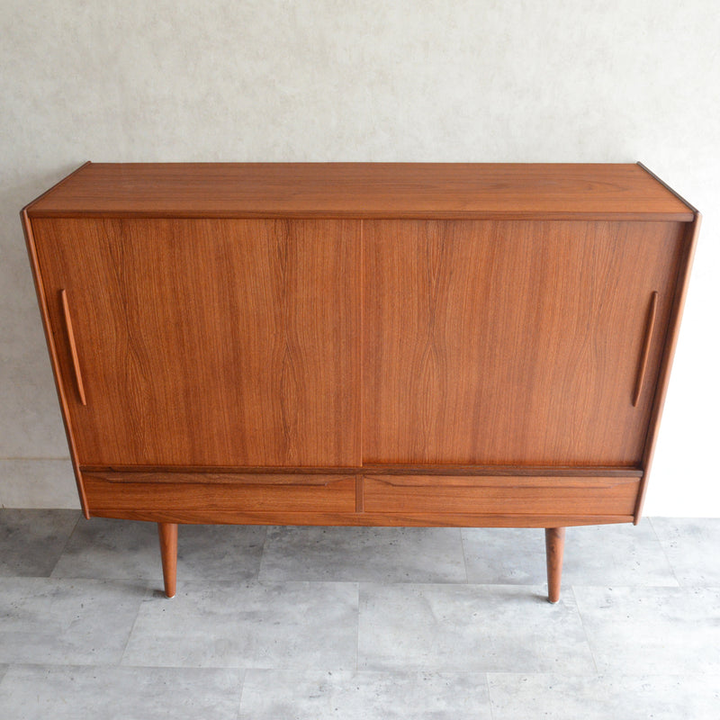 デンマークヴィンテージ チークサイドボード　D-10