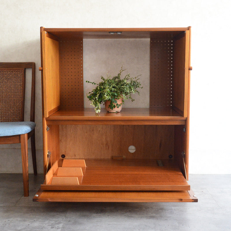 Nathan ネイサン チークテレビキャビネット 54(天板剥離再塗装済）