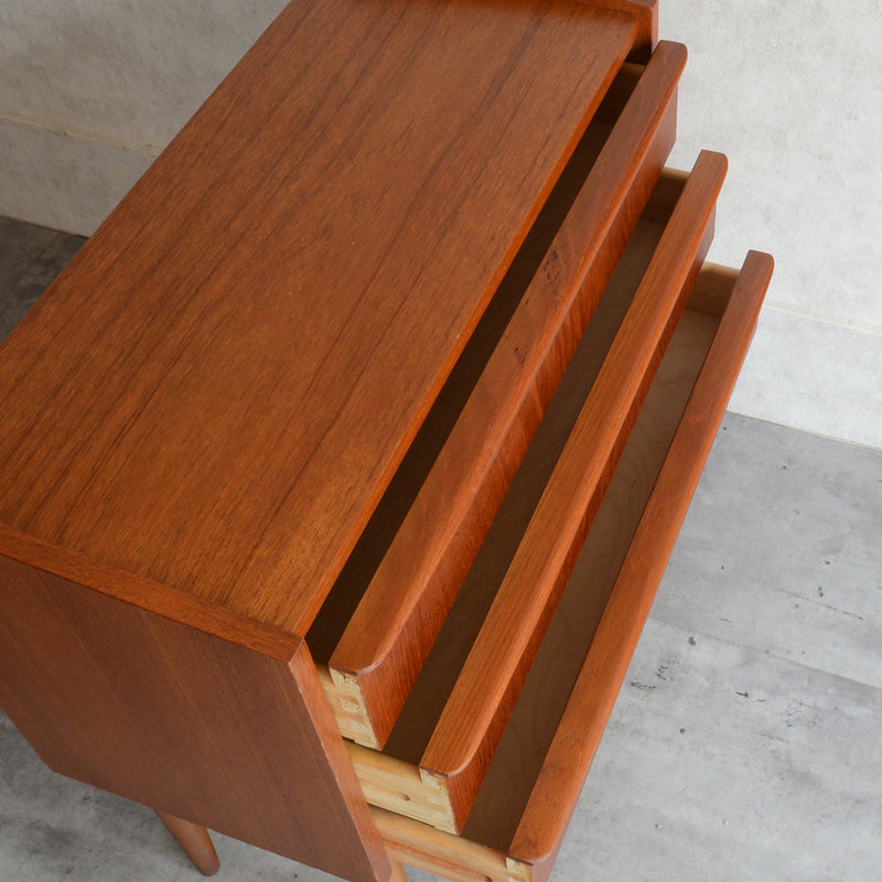 デンマーク ヴィンテージ  チーク３段チェスト 5-25(ウッドオイル仕上)