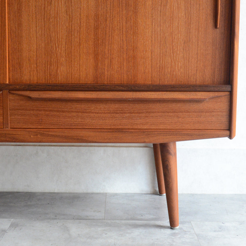 デンマークヴィンテージ チークサイドボード　D-10