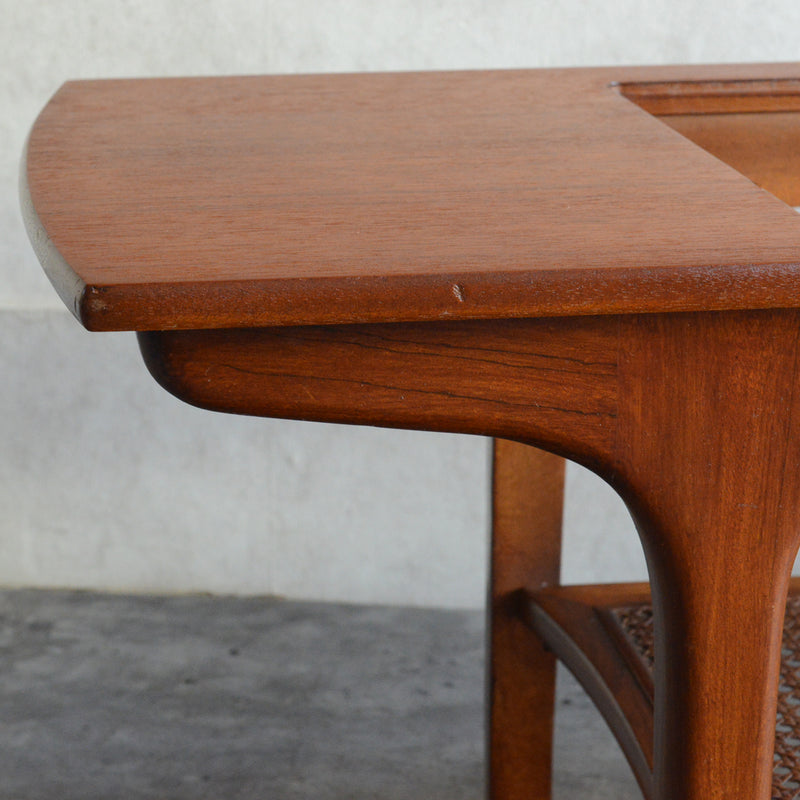 60S ガラストップ ローテーブル 35 (ラタン棚付き）