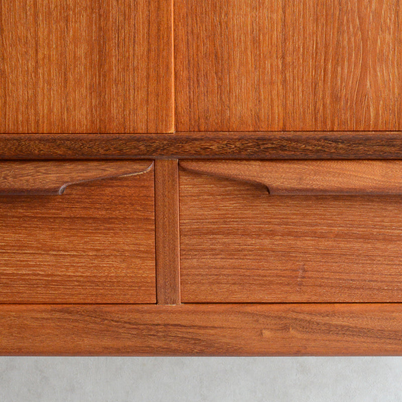 デンマークヴィンテージ チークサイドボード　D-10