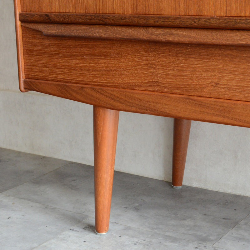 デンマークヴィンテージ チークサイドボード　D-10