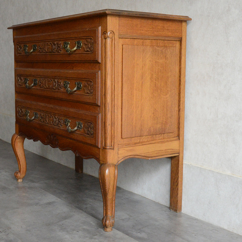 ベルギー クラシック  オークチェスト05(3段）