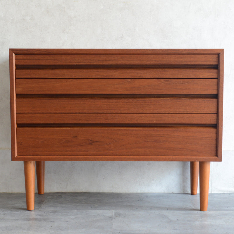 スウェーデン ヴィンテージ  チーク３段チェスト 5-30(ウッドオイル仕上）