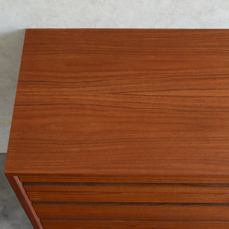 スウェーデン ヴィンテージ  チーク３段チェスト 5-30(ウッドオイル仕上）