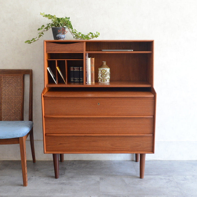 デンマークヴィンテージ　チークビューロー（ミラー付）　D-2