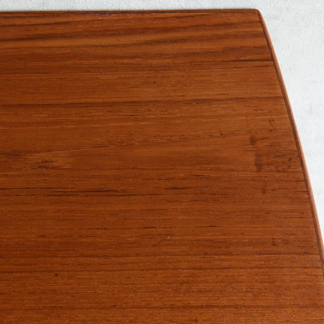 デンマークヴィンテージ　デスク (鍵付）5-167