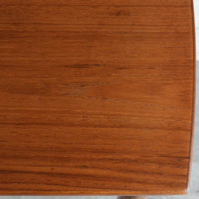 デンマークヴィンテージ　デスク (鍵付）5-167