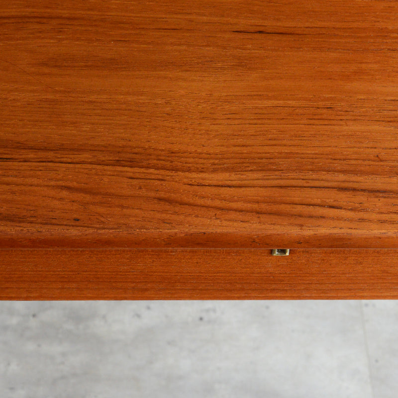 デンマークヴィンテージ　デスク (鍵付）5-167