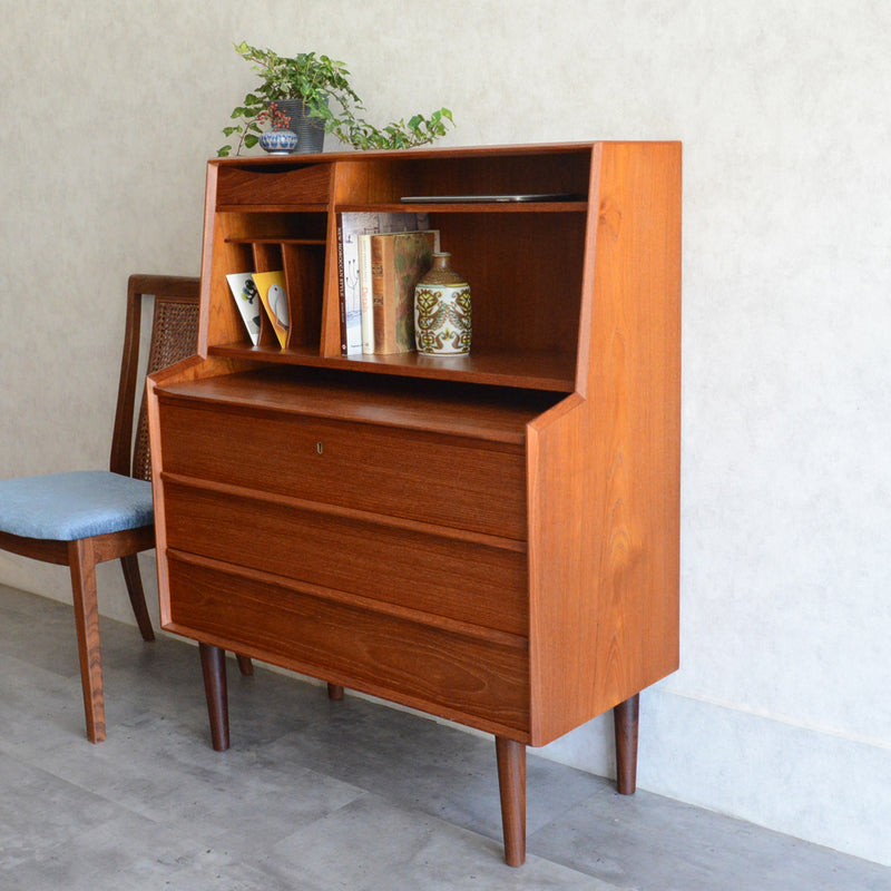 デンマークヴィンテージ　チークビューロー（ミラー付）　D-2