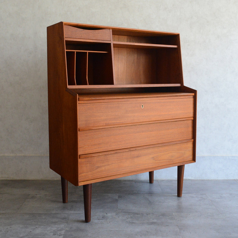 デンマークヴィンテージ　チークビューロー（ミラー付）　D-2