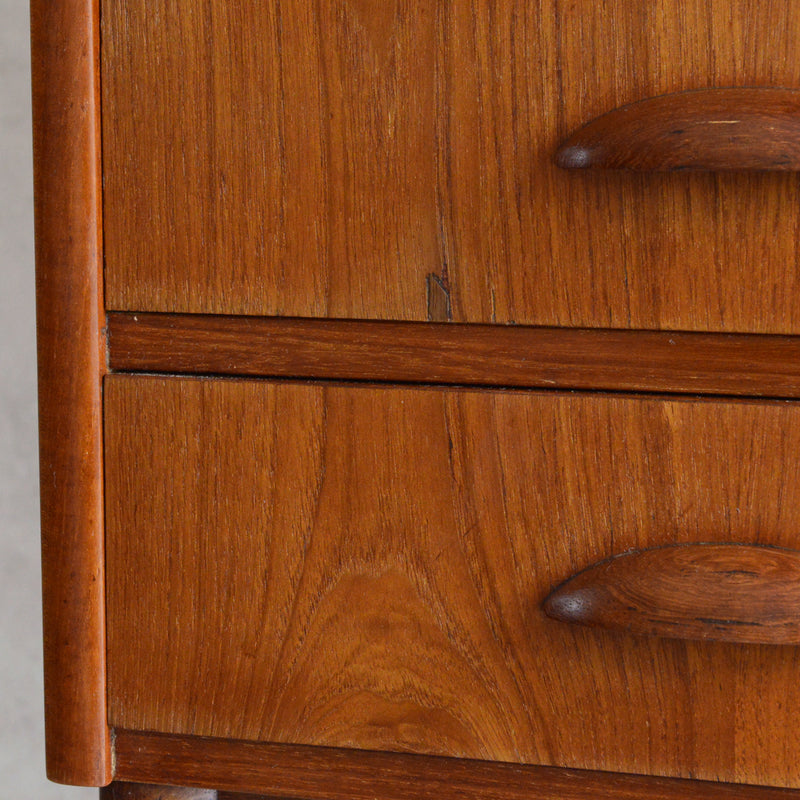 デンマークヴィンテージ　デスク (鍵付）5-167