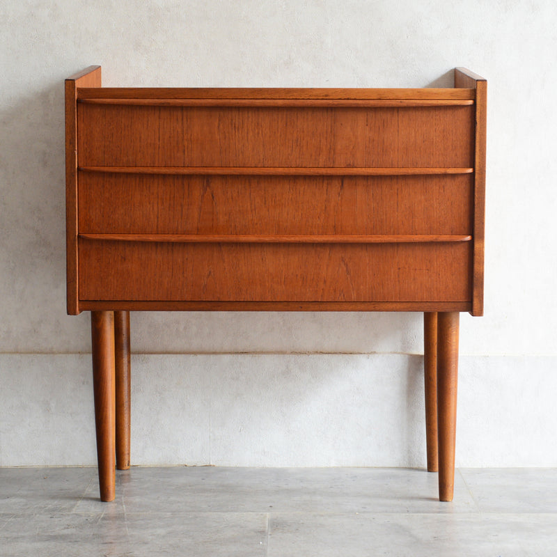 デンマーク ヴィンテージ チーク3段チェスト6-9 (ウッドオイル仕上）