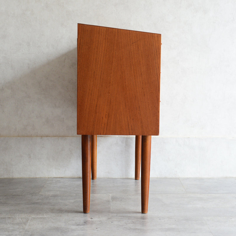 デンマーク ヴィンテージ チーク3段チェスト6-9 (ウッドオイル仕上）