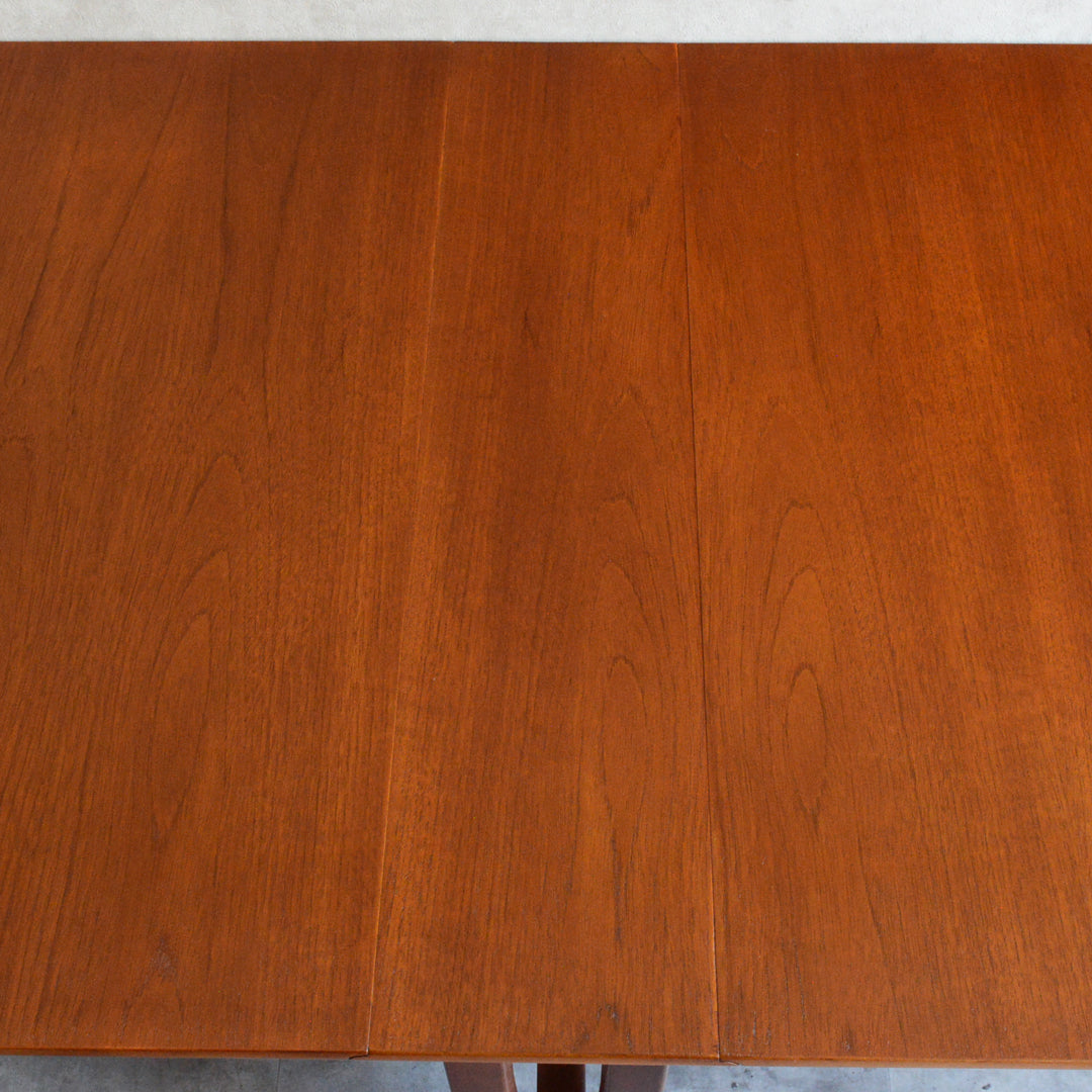 Jentique ジェンティーク　ゲートレッグ ダイニングテーブル 36 (レクタングル・天板剝離再塗装済）