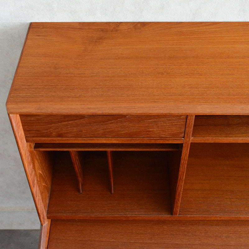 デンマークヴィンテージ　チークビューロー（ミラー付）　D-2