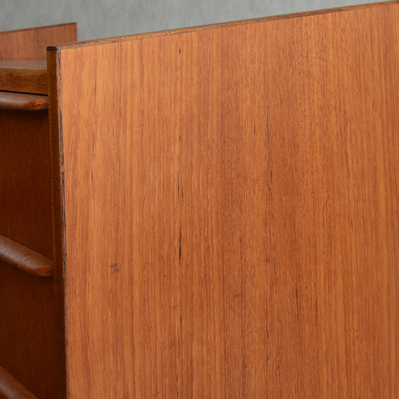 デンマーク ヴィンテージ チーク3段チェスト6-9 (ウッドオイル仕上）