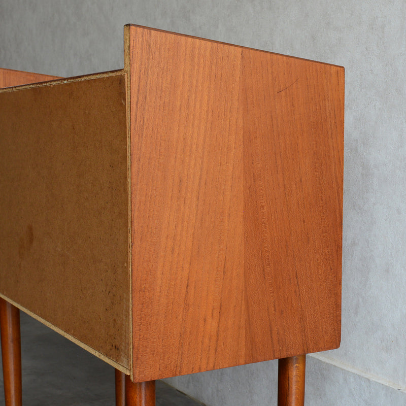 デンマーク ヴィンテージ チーク3段チェスト6-9 (ウッドオイル仕上）