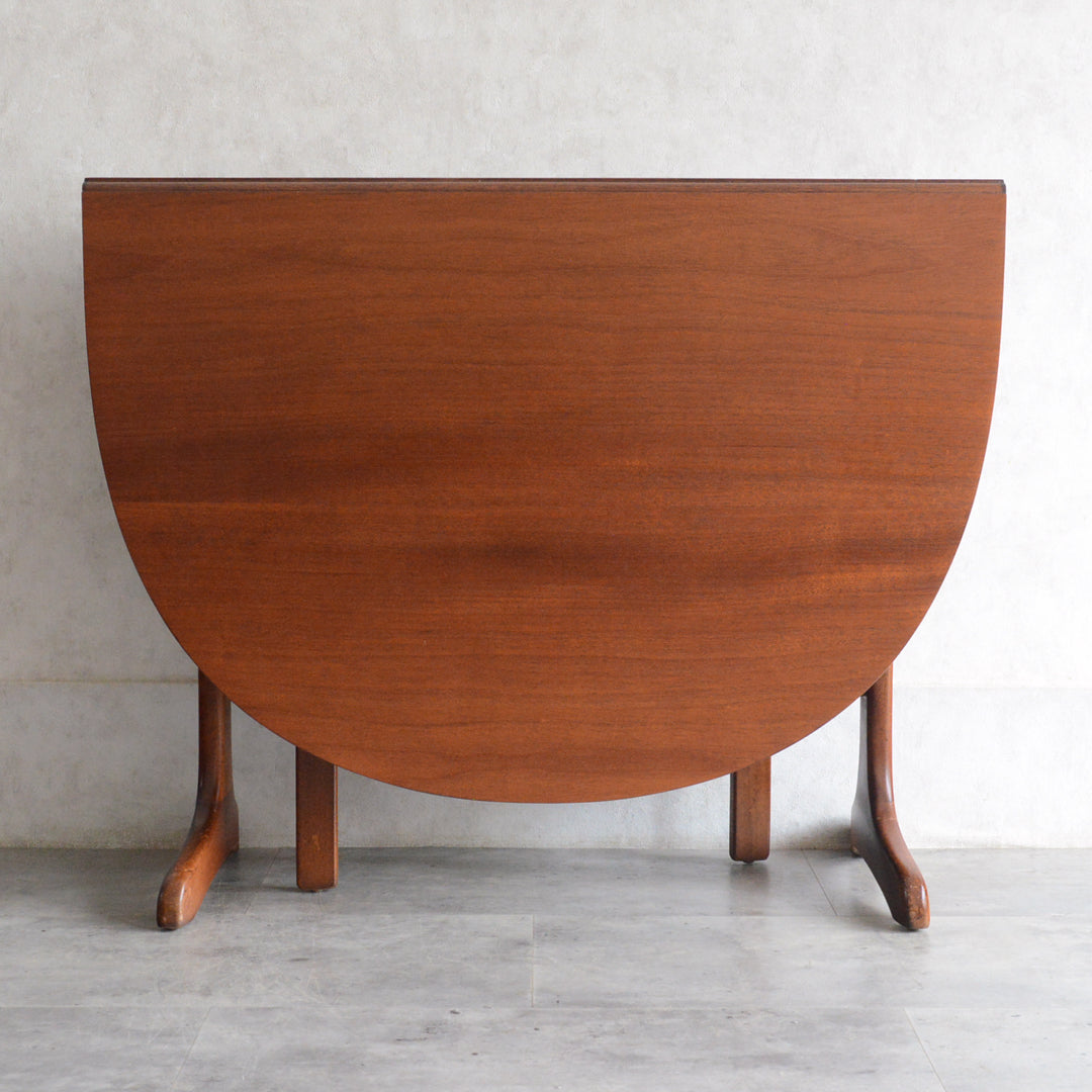 Sutcliffe サトクリフ チーク ゲートレッグテーブル 　(オーバル）