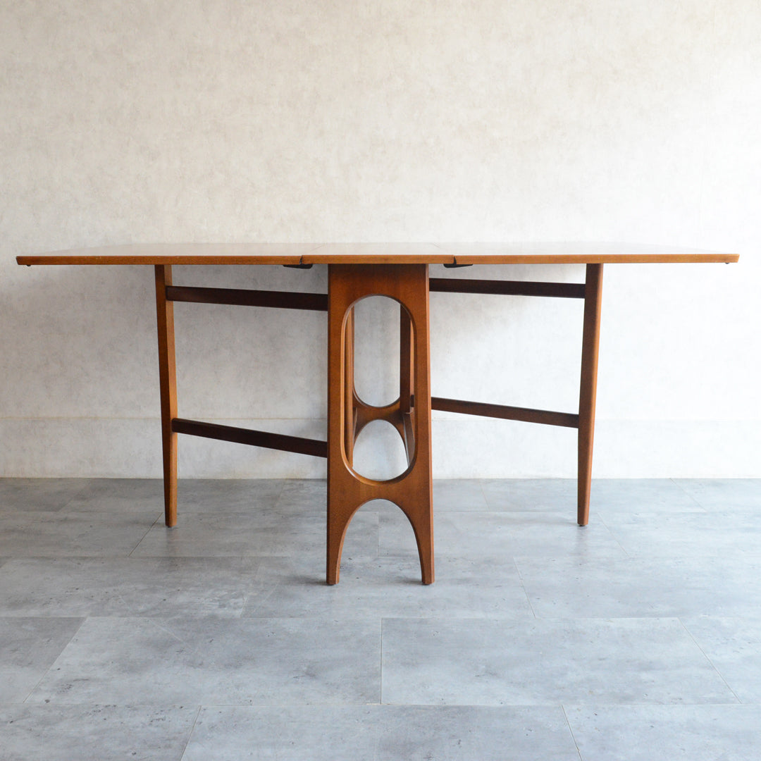 ミッドセンチュリー ヴィンテージ　ゲートレッグダイニングテーブル51 (レクタングル・天板剝離再塗装済）