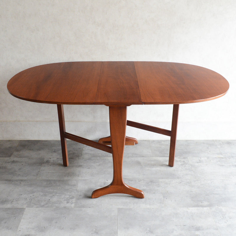 Sutcliffe サトクリフ チーク ゲートレッグテーブル 　(オーバル）