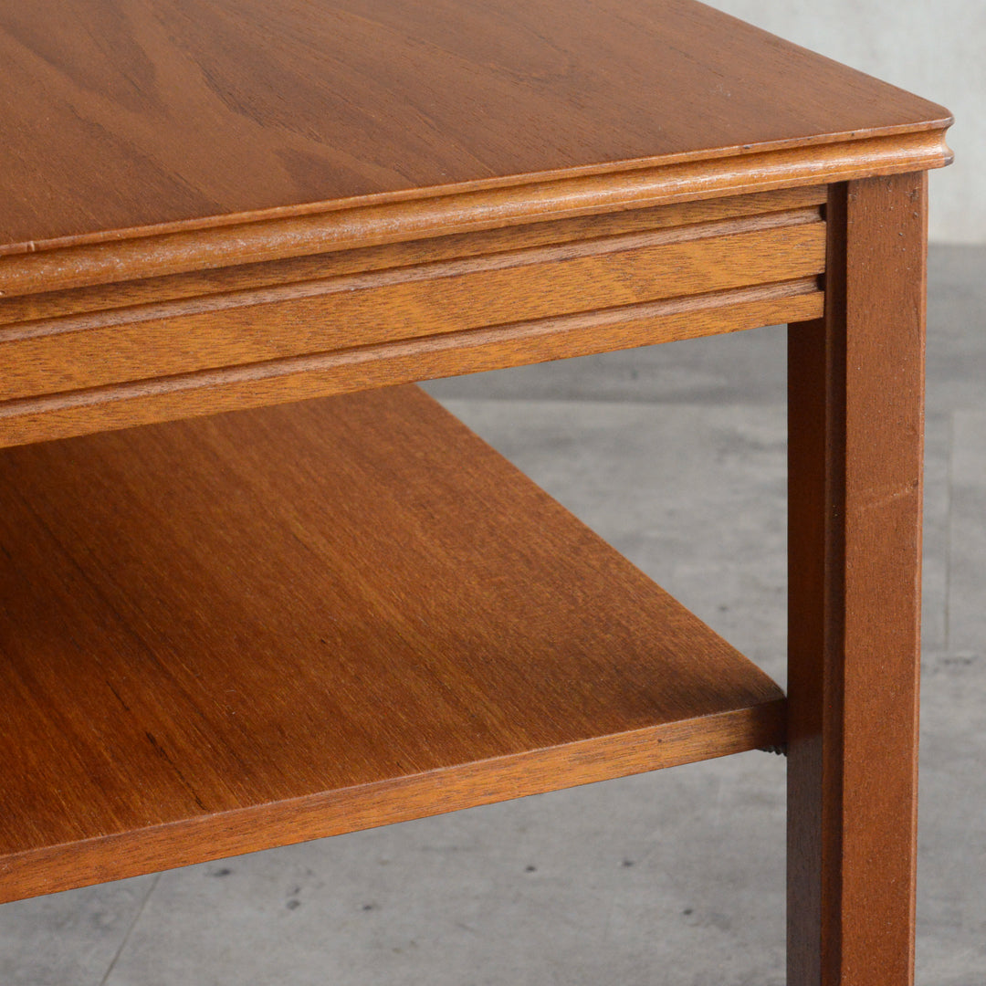 英国 ヴィンテージ タイルトップ チーク ミッドセンチュリー ローテーブル 棚付 ミッドセンチュリーチーク ローテーブル 64(下棚付) – Rowan.inc
