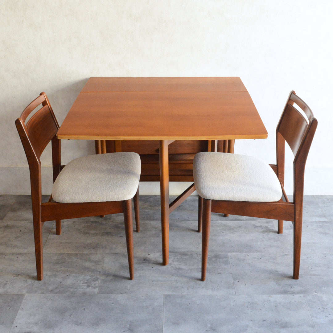 ミッドセンチュリー ヴィンテージ　ゲートレッグダイニングテーブル51 (レクタングル・天板剝離再塗装済）