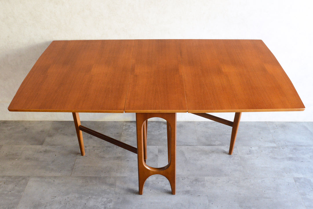 ミッドセンチュリー ヴィンテージ　ゲートレッグダイニングテーブル51 (レクタングル・天板剝離再塗装済）