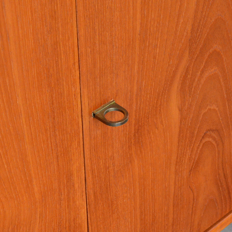 Hans J. Wegner　RY15キャビネット 5-143