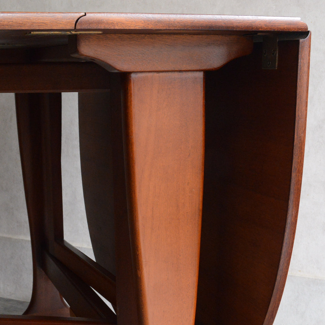 Sutcliffe サトクリフ チーク ゲートレッグテーブル 　(オーバル）