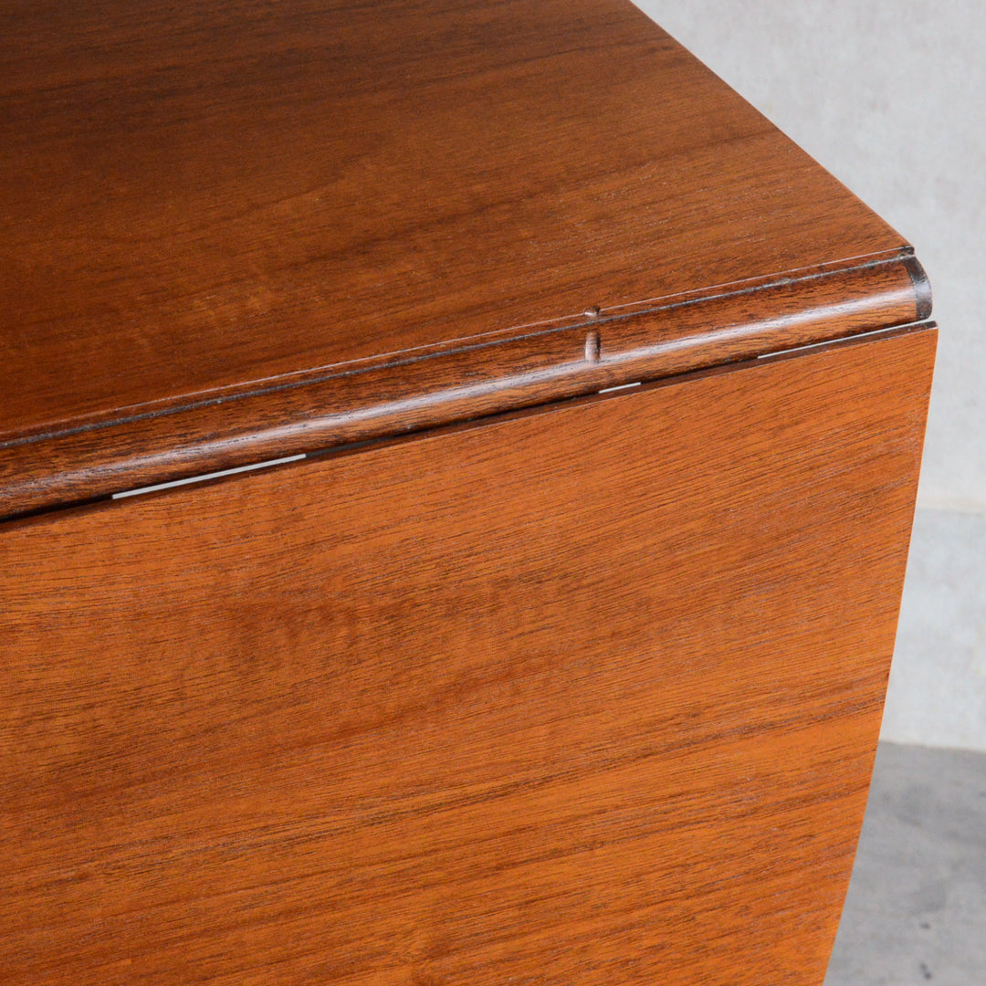 Sutcliffe サトクリフ チーク ゲートレッグテーブル 　(オーバル）