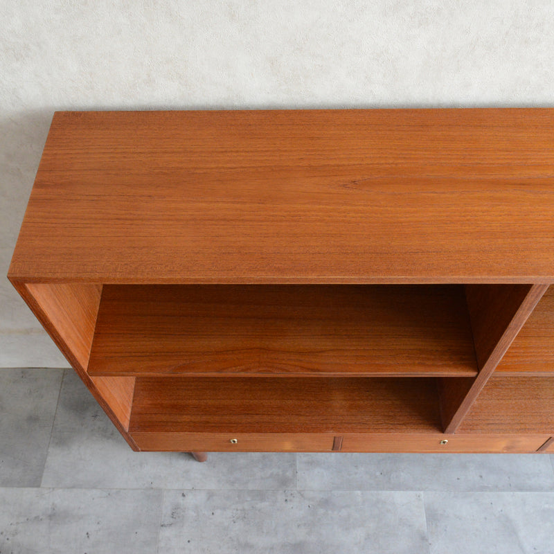 デンマーク ヴィンテージ チーク シェルフ 5-131（抽斗付）