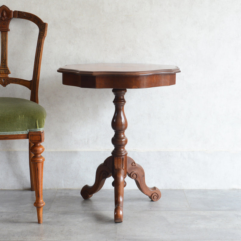 クラシック  ワインテーブル (トリポッド）35