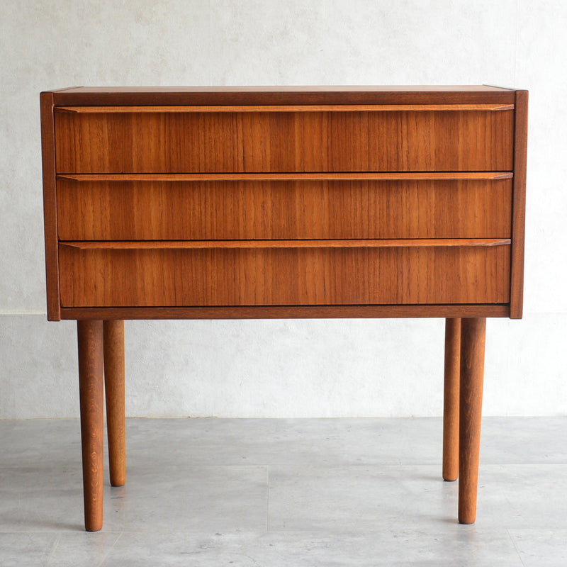 デンマーク　ヴィンテージ チーク 3段 チェスト 5-27 (ウッドオイル仕上）