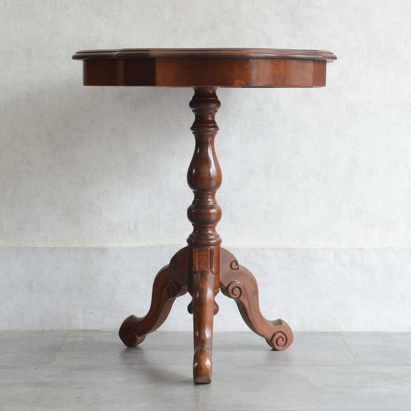 クラシック  ワインテーブル (トリポッド）35