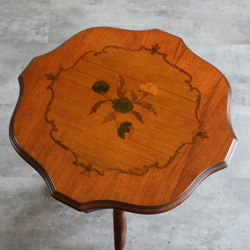 クラシック  ワインテーブル (トリポッド）35