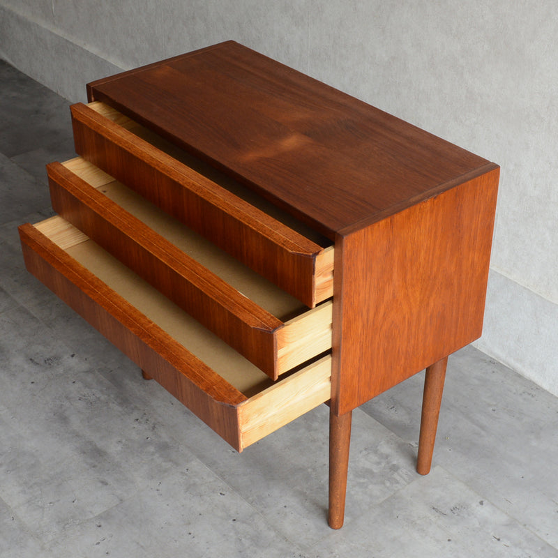 デンマーク　ヴィンテージ チーク 3段 チェスト 5-27 (ウッドオイル仕上）