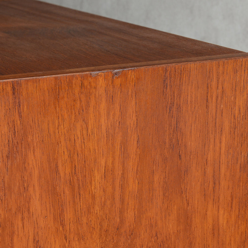 デンマーク　ヴィンテージ チーク 3段 チェスト 5-27 (ウッドオイル仕上）