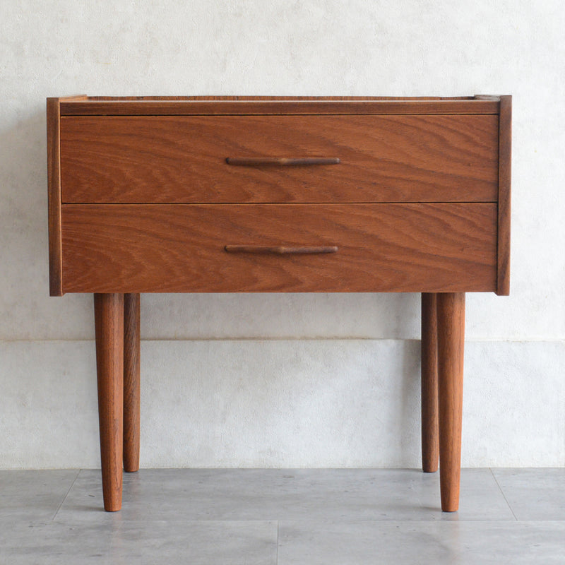 デンマーク ヴィンテージ チーク２段チェスト　5-132