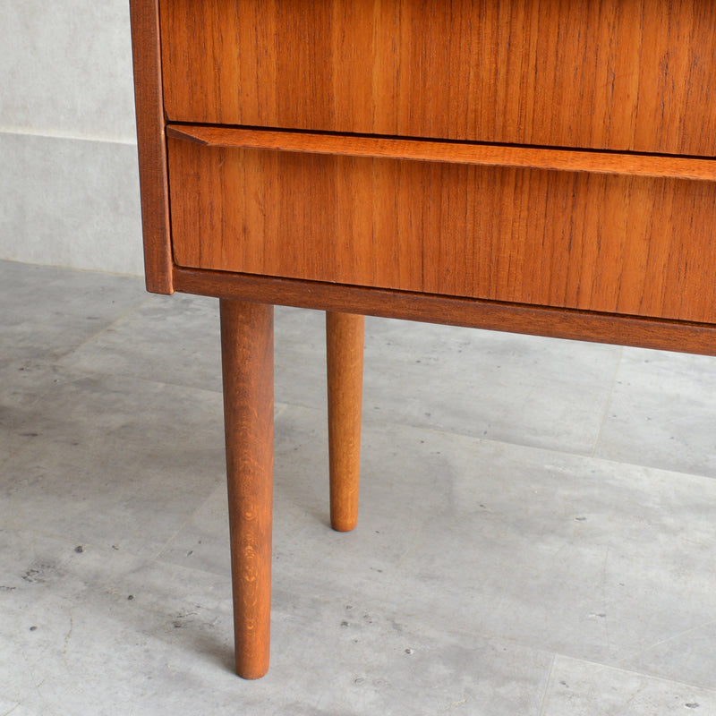 デンマーク　ヴィンテージ チーク 3段 チェスト 5-27 (ウッドオイル仕上）