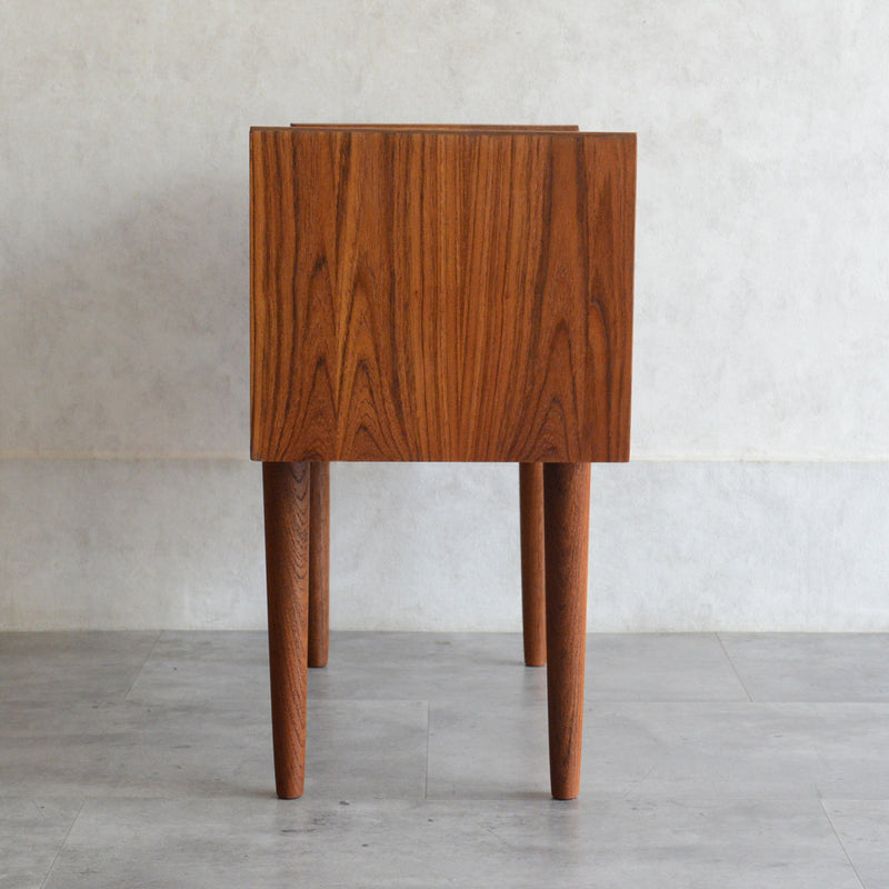 デンマーク ヴィンテージ チーク２段チェスト　5-132