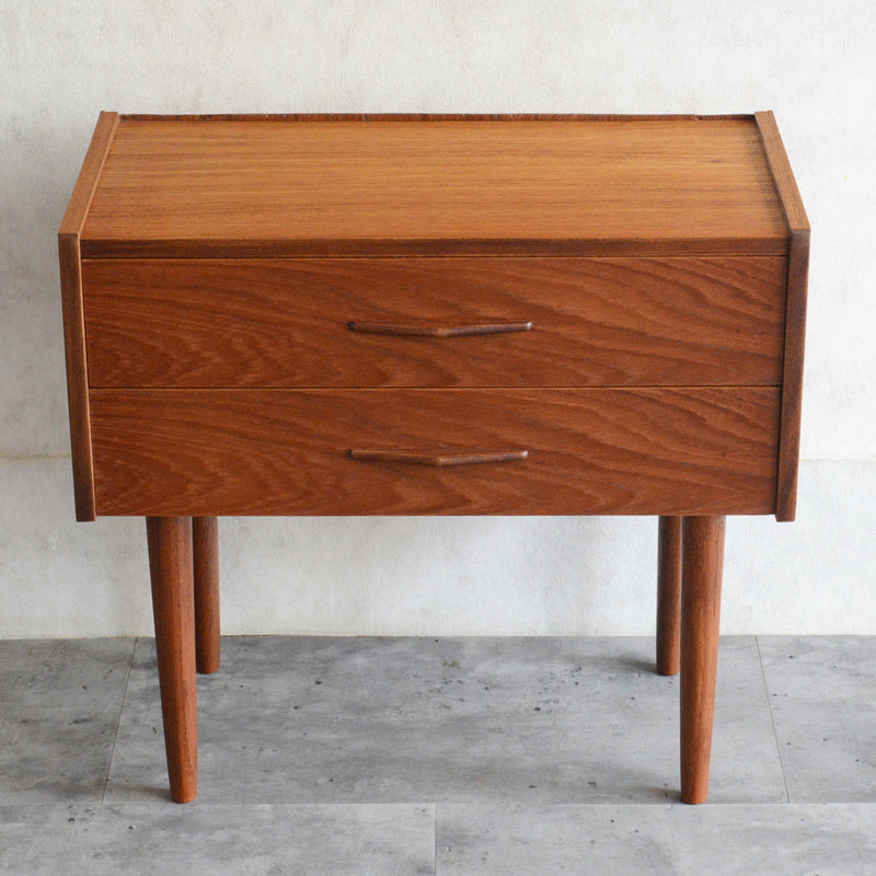 デンマーク ヴィンテージ チーク２段チェスト　5-132