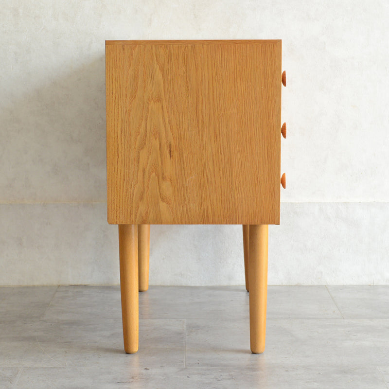 デンマークヴィンテージ  オーク３段チェスト5-31