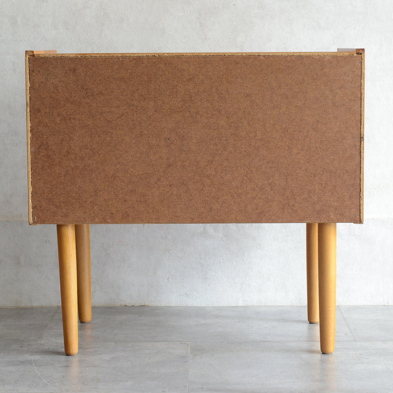 デンマークヴィンテージ  オーク３段チェスト5-31