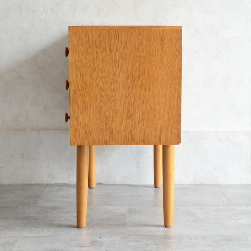 デンマークヴィンテージ  オーク３段チェスト5-31